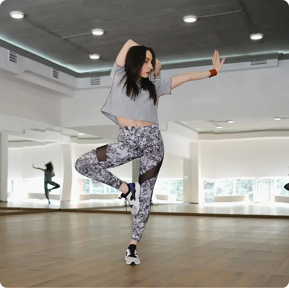 Dance studio software for Personalized interactions with audience