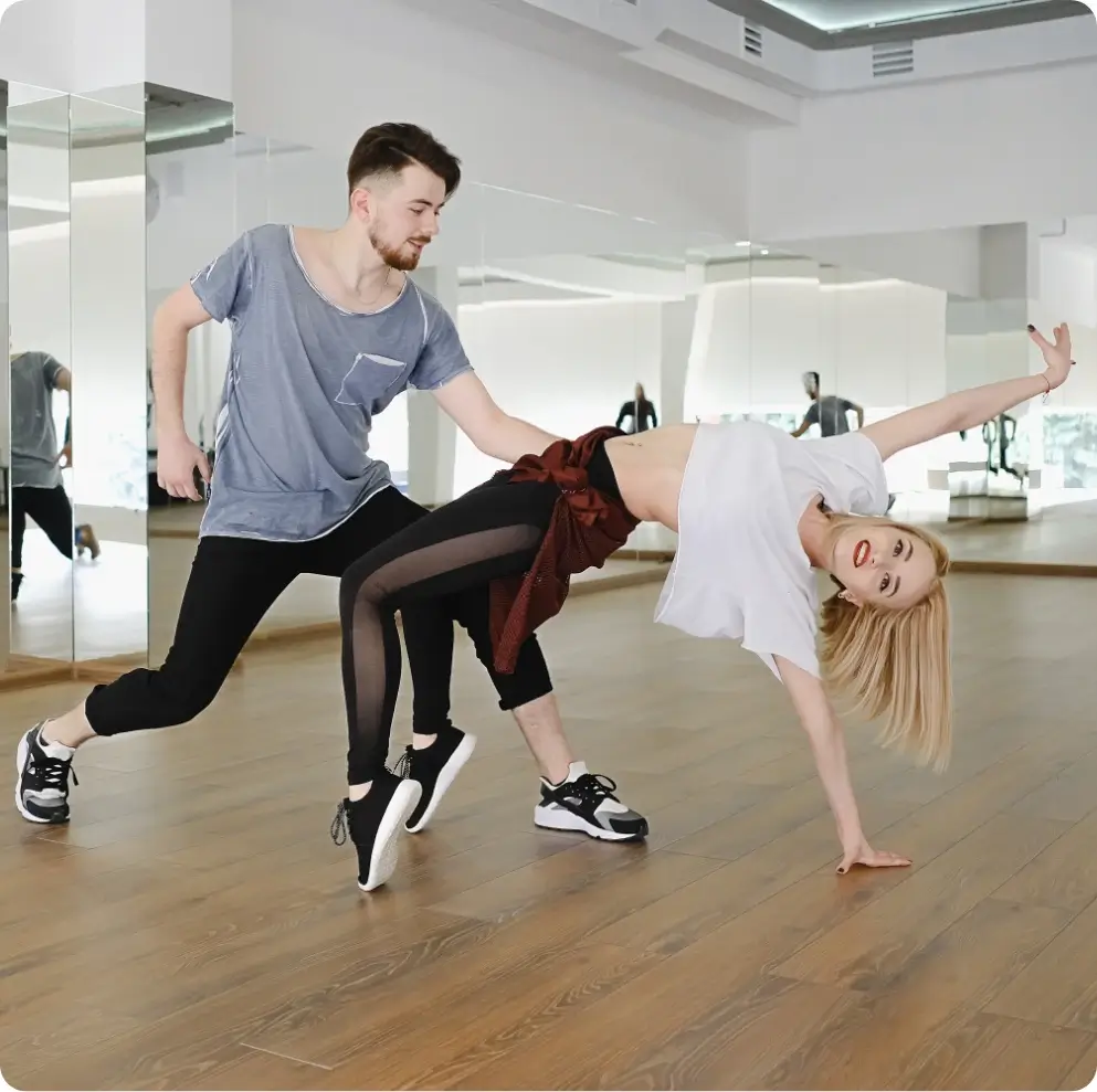 Dance studio with dedicated dance mobile customer app
